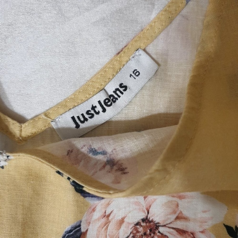 Just Jeans AU-16 Yellow Floral Design Sleeveless Singlet Top NWOT - Picture 11 of 11